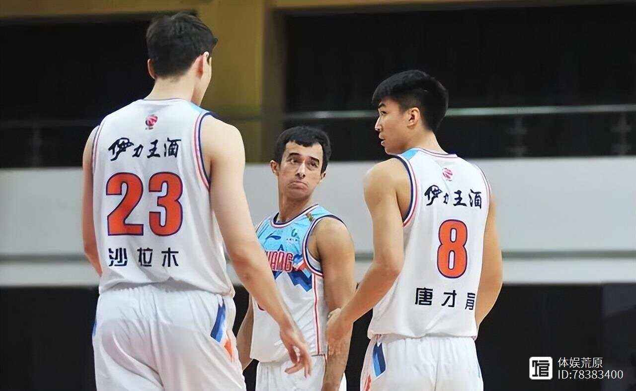 包含今晚体能课后，摩纳哥强势反弹备战社区盾，话题不断，赛季目标并未改变的词条